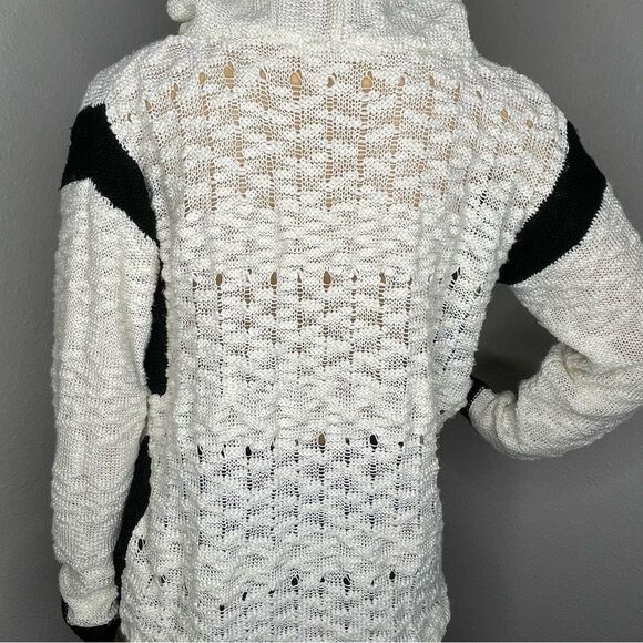 Love Tree Happens Striped Crochet Hooded Sweater Black Cream Size Medium - Picture 6 of 14